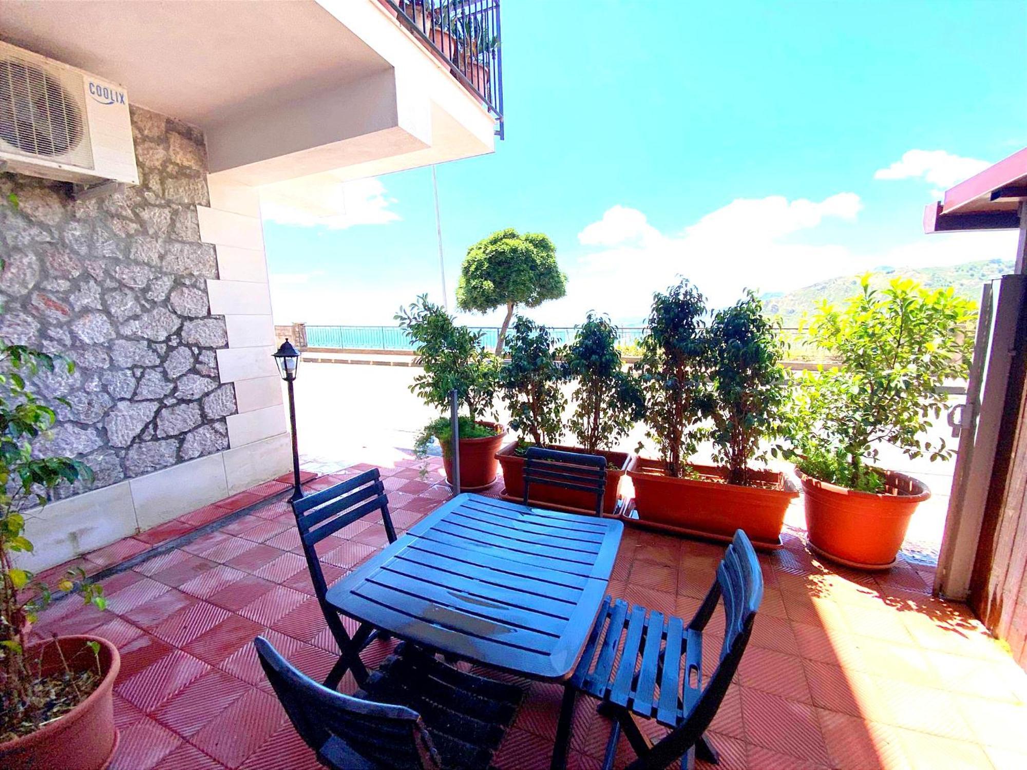 Casa Luca Appartement Forza dʼAgro Buitenkant foto